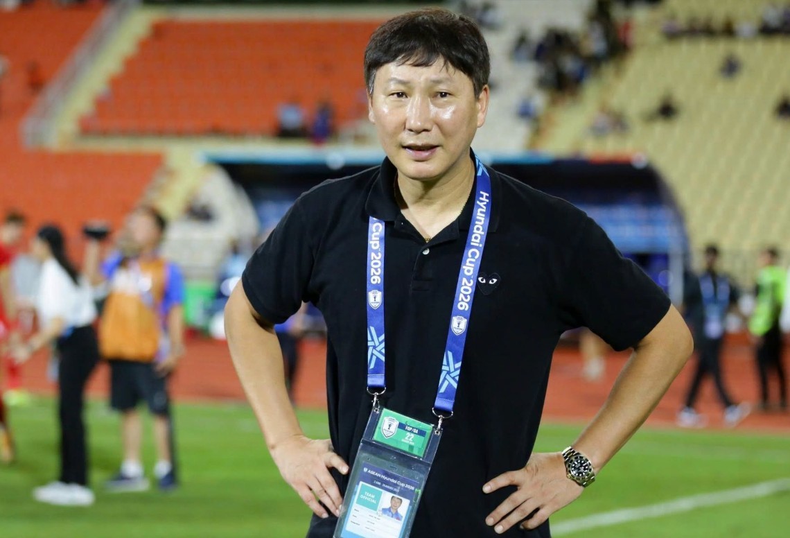 HLV Kim Sang-sik chứng tỏ tài cầm quân tuyệt vời. Ảnh: VFF.