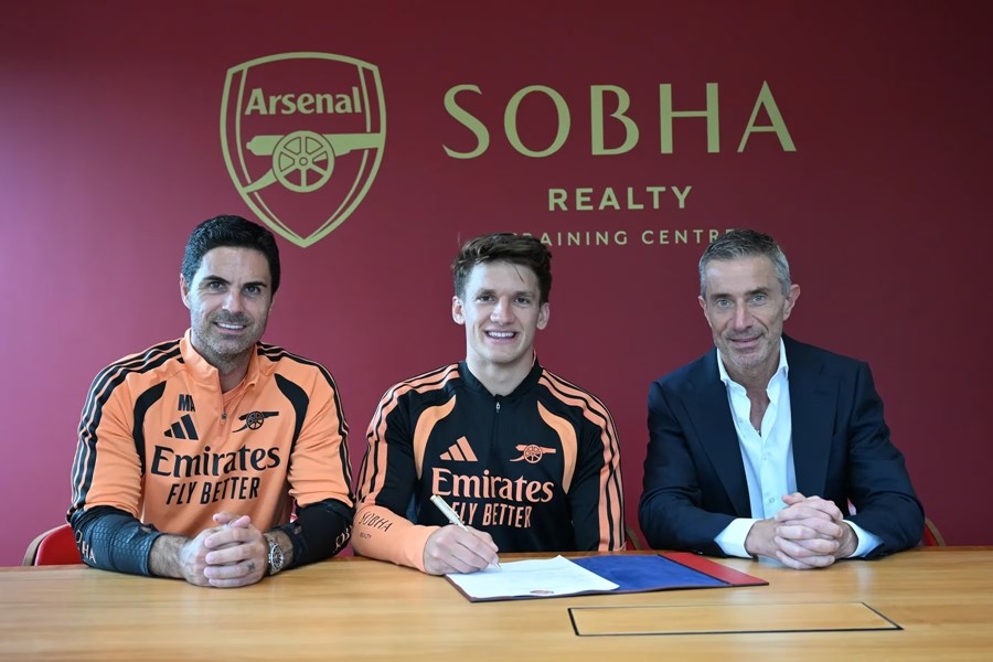 Christos Tzolis gia nhập Arsenal hè này. Ảnh: Arsenal FC.