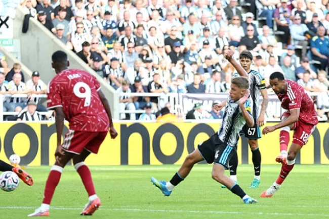 Gakpo gỡ hòa 1-1 cho Liverpool. Ảnh: Getty.