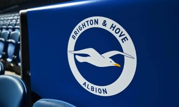 Một fan của Brighton qua đời sau trận đấu của đội nhà với Aston Villa. Ảnh: Getty Images.