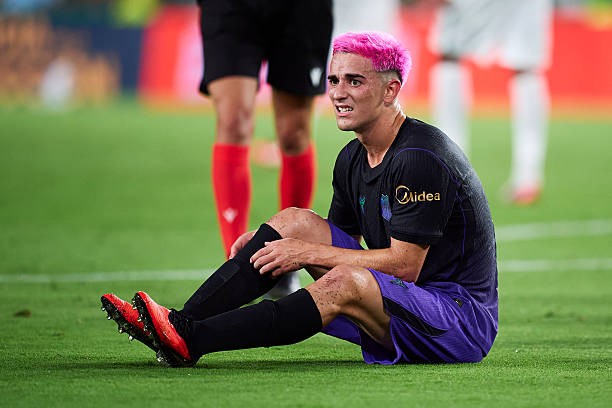 Gavi dính chấn thương ở trận đấu với Elche. Ảnh: Getty Images