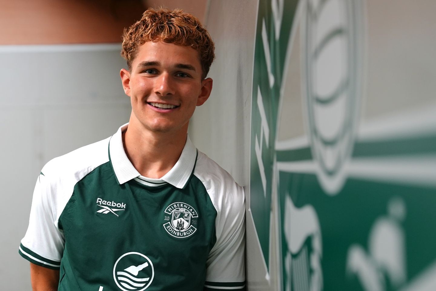  Jacob có thể rời hẳn MU vào cuối mùa giải này. Ảnh: Hibernian.
