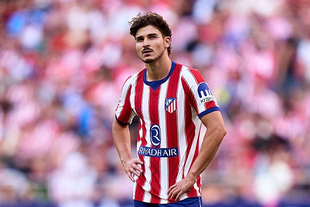 Julian Alvarez rơi vào thế khó tại Atletico Madrid. Ảnh: Getty Images