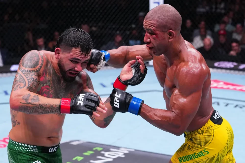 Trận đấu giữa Hernandez và Rodrigues tại UFC Sacramento