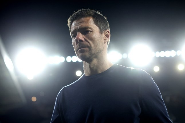 Xabi Alonso vừa trải qua trận đấu đầu tiên trên cương vị thuyền trưởng của Chelsea. Ảnh: Getty Images. 