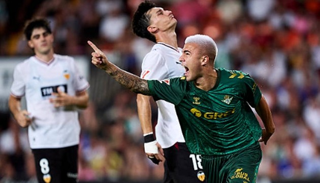 Pablo Garcia ghi bàn thắng duy nhất mang về 3 điểm cho Real Betis. Ảnh: Getty Images