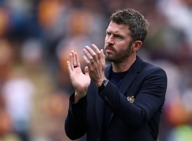 Carrick được khuyên nên gạch tên Maguire. Ảnh: Getty.