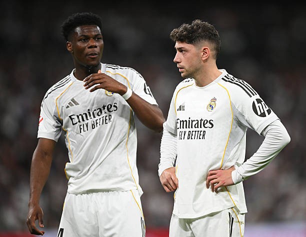 Sự trở lại của Tchouameni sẽ trực tiếp mang đến áp lực cho Valverde. Ảnh: Getty Images. 