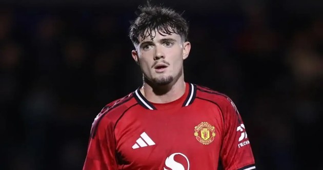 Overy chia tay Man Utd, trở lại quê nhà Australia. Ảnh: Getty.