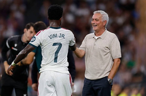 Vinicius Jr (8.4 điểm): Vượt qua hiệp một vất vả để bùng nổ trong hiệp hai với 1 bàn thắng cùng 1 đường kiến tạo dọn cỗ cho Mbappe.