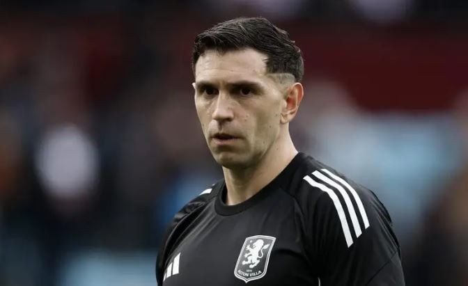  Emiliano Martinez sẽ sớm là người của Chelsea. Ảnh: Getty Images.