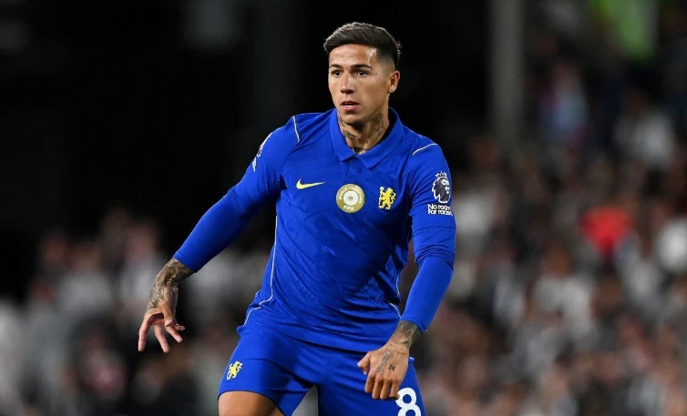 Alonso loại Enzo khỏi đội hình Chelsea. Ảnh: Getty.