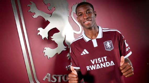 Jackson rạng rỡ trong màu áo mới. Ảnh của Neville Williams/Aston Villa FC - Getty Images.