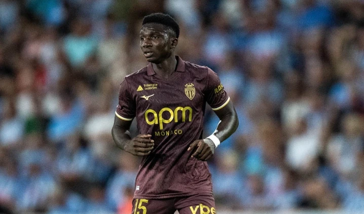 Chelsea tăm tia  Lamine Camara. Ảnh: Sebastian Frej/Getty Images.