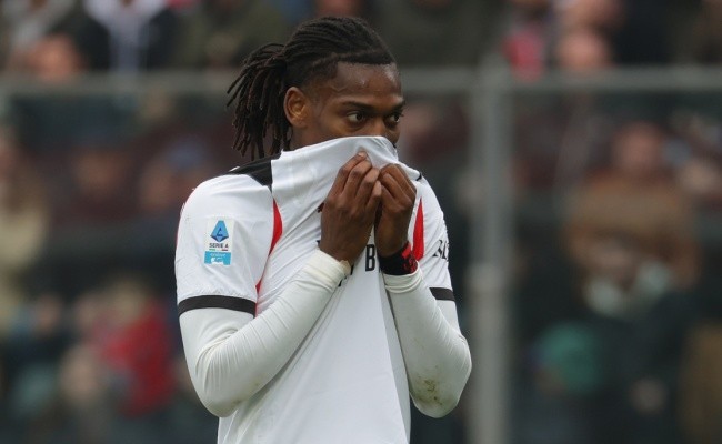 Leao nói lời chia tay AC Milan. Ảnh: Francesco Scaccianoce/Getty Images.