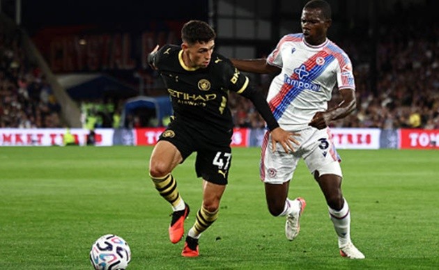 Phil Foden (8.1 điểm): Ngôi sao người Anh tìm lại bản sắc với 2 đường kiến tạo. Anh thi đấu xông xáo bên cánh phải và tỏ ra nguy hiểm khi cắt vào trung lộ. 