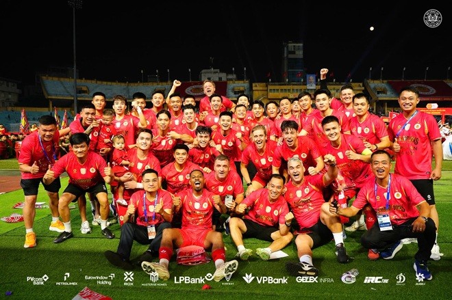CAHN là đương kim vô địch V.League. Ảnh: CLB CAHN.
