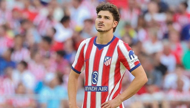 Julian Alvarez đứng trước ngã 3 đường tại Atletico Madrid. Ảnh: Pierre-Philippe MARCOU qua Getty Images