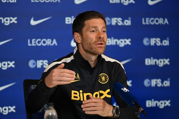  Alonso đã cập nhật tình hình của Caicedo. Ảnh: Chelsea.