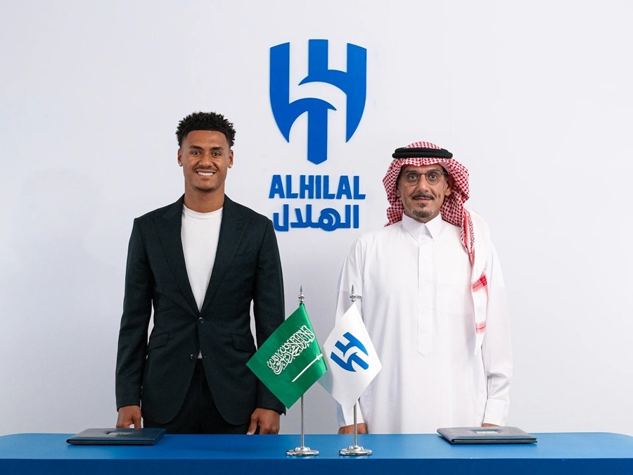 Ollie Watkins chính thức gia nhập Al Hilal. Ảnh: Al Hilal.