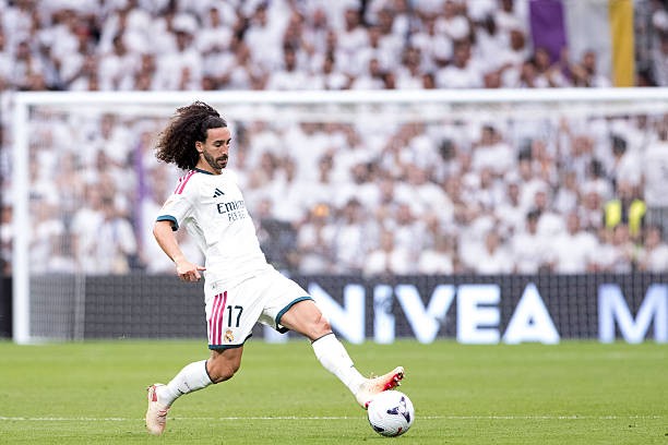 Cucurella nhanh chóng thích nghi với môi trường mới. Ảnh: Guillermo Martinez/NurPhoto via Getty Images