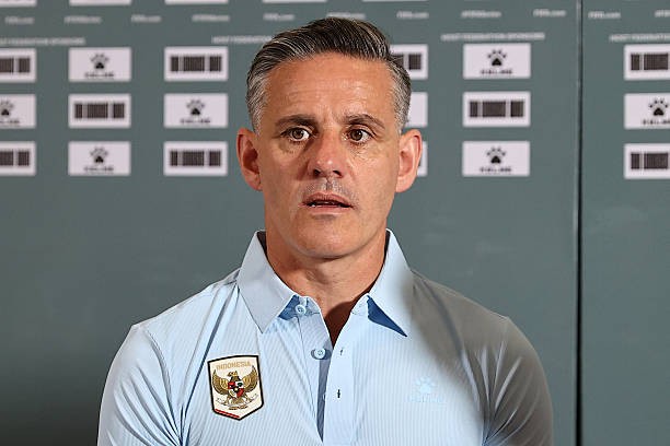 Herdman nhận cảnh báo từ truyền thông Indonesia. Ảnh: Robertus Pudyanto - FIFA/FIFA via Getty Images