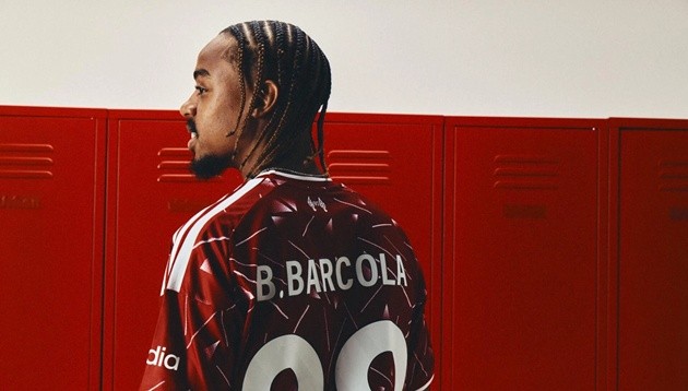 Barcola là mẫu cầu thủ trực diện và tốc độ. (Ảnh: Trang chủ Liverpool)