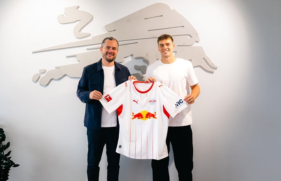 Marc Guiu chính thức gia nhập RB Leipzig. Ảnh: RB Leipzig.