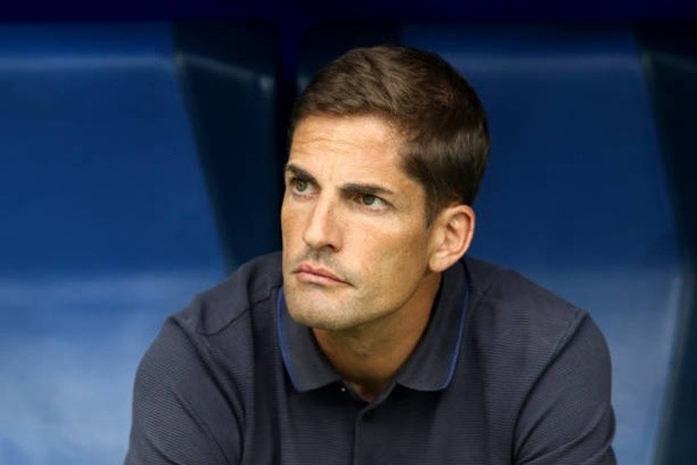 HLV Robert Moreno từng có mâu thuẫn với Luis Enrique. Ảnh: Maksim Konstantinov/SOPA Images/LightRocket via Getty Images