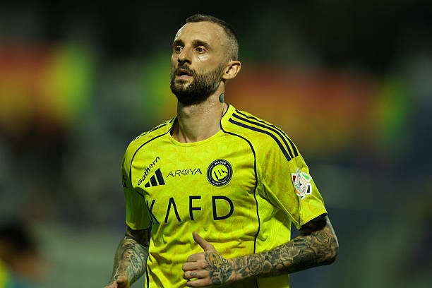 Mourinho đã ra mặt thuyết phục Marcelo Brozovic. Ảnh: Yasser Bakhsh/Getty Imagesm