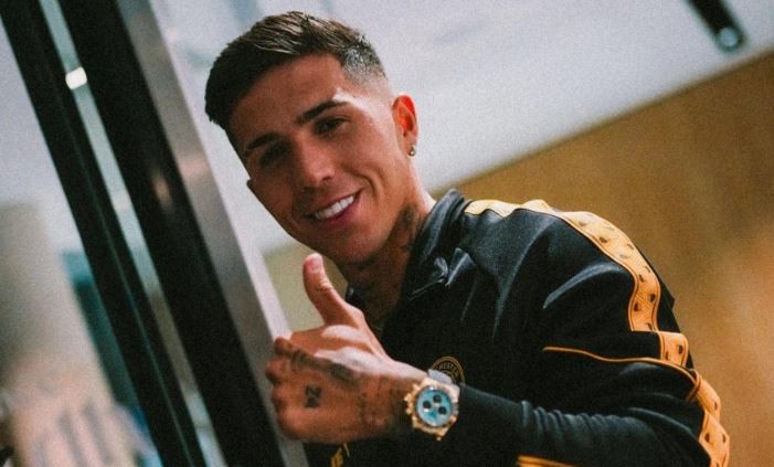 Enzo Fernandez hạnh phúc khi trở thành người của Man City. Ảnh của Manchester City.