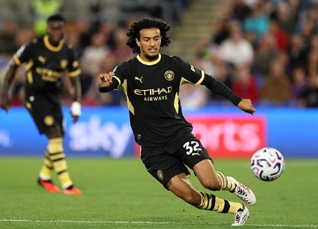 Ayyoub Bouaddi là một trong 3 bom tấn tuyến giữa Man City bên cạnh Enzo và Anderson. Ảnh: Richard Heathcote/Getty Images.