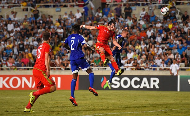 Gareth Bale hóa người hùng giữa thời khắc lịch sử Xứ Wales. Ảnh: Stu Forster/Getty Images.