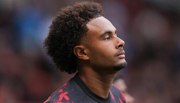 MU chưa thể giải quyết triệt để câu chuyện của những nhân sự như Joshua Zirkzee và Marcus Rashford. Ảnh: James Gill - Danehouse/Getty Images