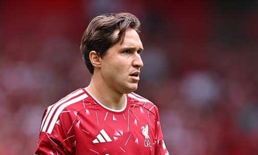 Chiesa không được điền tên vào danh sách đăng ký dự Champions League. Ảnh: Robbie Jay Barratt - AMA/Getty Images.