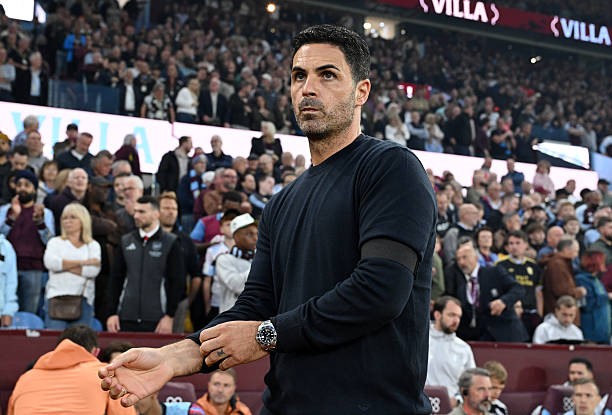 Mikel Arteta và Arsenal mang đến nhiều dấu hỏi sau phiên chợ hè. Ảnh: David Price/Getty Images