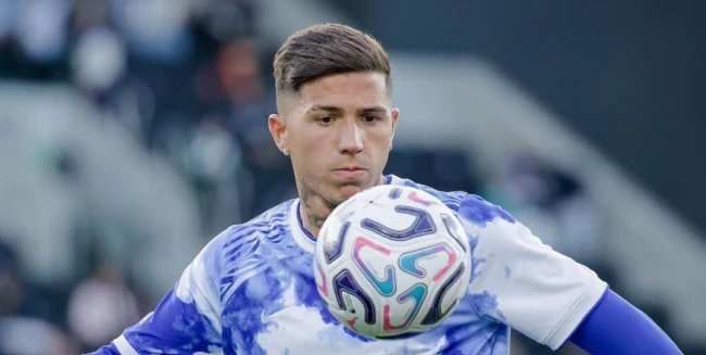Man City nổ bom tấn Enzo Fernandez từ Chelsea. Ảnh: Pedro Porru/MB Media/Getty Images.