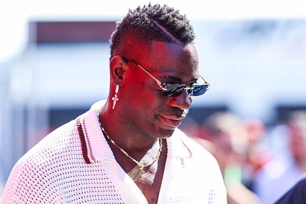 Balotelli phủ nhận chuyện sang UAE chỉ vì tiền. Ảnh: Fabrizio Carabelli/SOPA Images/LightRocket via Getty Images.