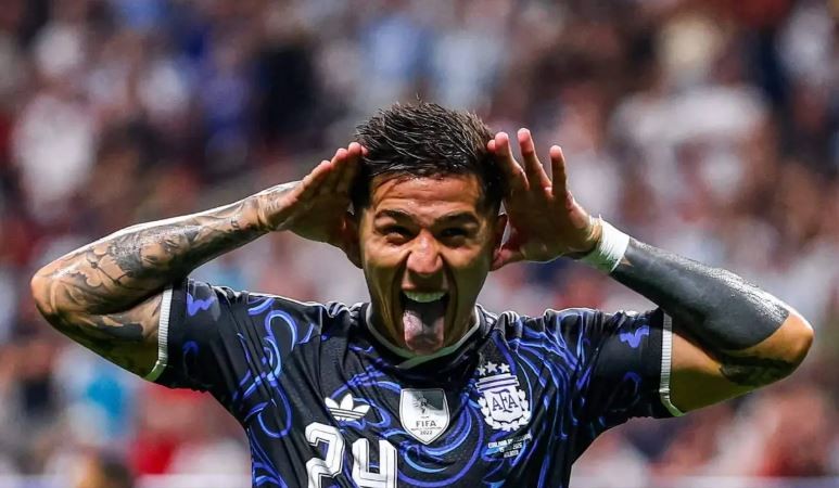 Enzo Fernandez là mẫu cầu thủ thú vị. Ảnh của Patrick Smith - FIFA / Getty.