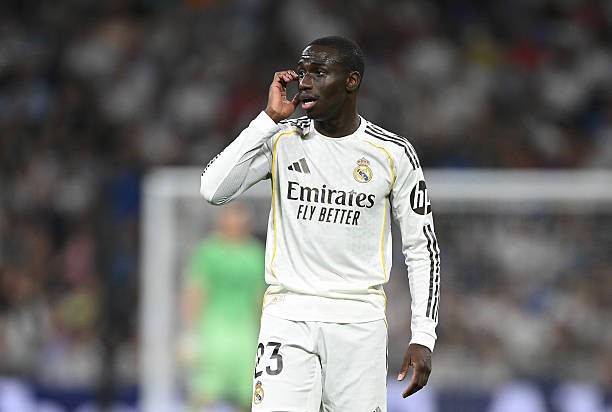 Mendy mất suất góp mặt Champions League vì chấn thương. Ảnh: Denis Doyle/Getty Images
