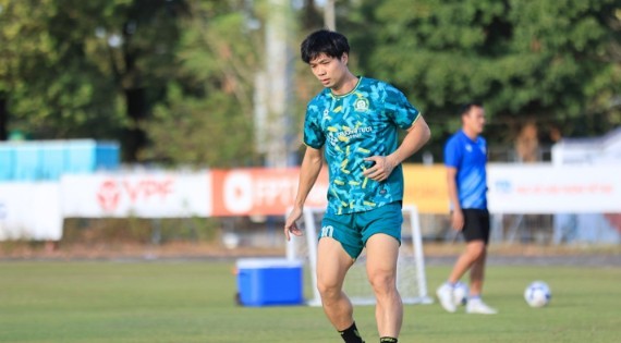 Tiền đạo Nguyễn Công Phượng tái xuất nhưng không thể giúp Đồng Nai giành điểm trước Thể Công Viettel. Ảnh: CLB Đồng Nai.