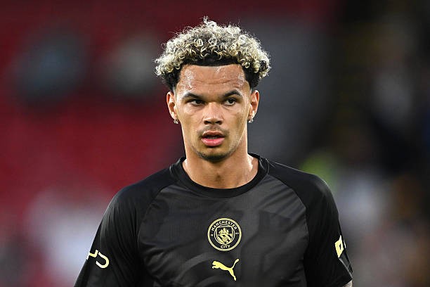Nico O'Reilly là nhân tố không thể đụng đến của Man City lúc này. Ảnh: Mike Hewitt/Getty Images.
