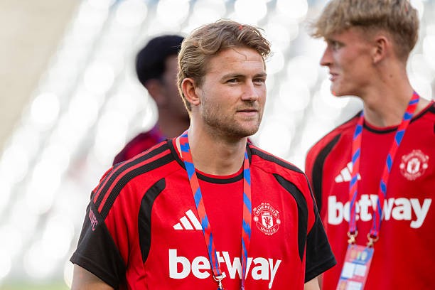 De Ligt vẫn chưa đạt thể trạng tốt nhất. Ảnh: Ash Donelon/Getty Images