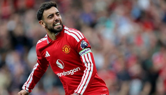 Bruno Fernandes tiếp tục kéo dài chuỗi phong độ ấn tượng trong màu áo Man United.