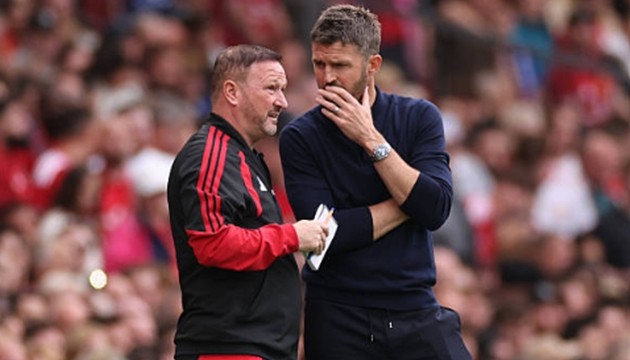 Carrick phải chịu cảnh liệu cơm gắp mắm vì ngân sách eo hẹp của Man United. Ảnh: