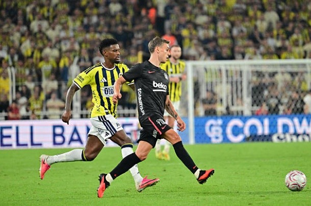 Trossard. Ảnh: Ferda Demir/Getty Images.