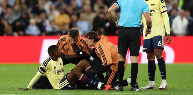 Mosquera không thi đấu gặp Chelsea. (Ảnh: Molly Darlington/Getty Images)