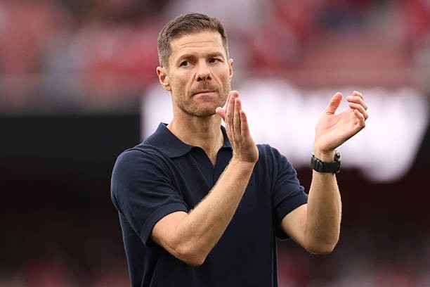 Xabi Alonso thất vọng với trận thua Arsenal. Ảnh: Marc Atkins/Getty Images