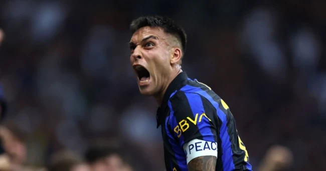 Martinez là ngòi nổ số 1 trên hàng công Inter. Ảnh: Claudio Villa/Getty Images.