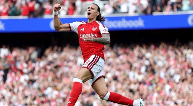 Calafior chơi đầy biến hóa ở cánh trái Arsenal. (Ảnh: Ryan Pierse/Getty Images)